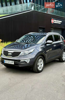 Позашляховик / Кросовер Kia Sportage 2012 в Києві