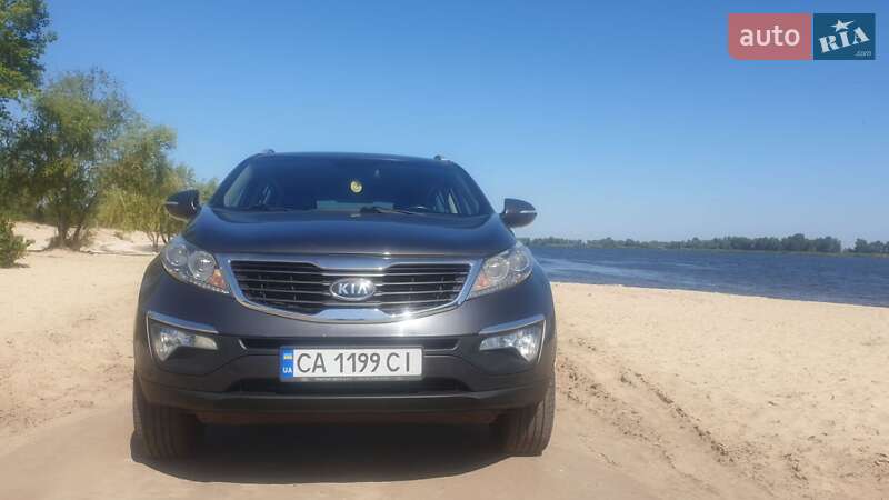 Позашляховик / Кросовер Kia Sportage 2011 в Черкасах