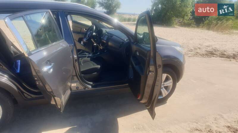 Позашляховик / Кросовер Kia Sportage 2011 в Черкасах