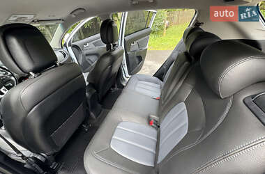 Позашляховик / Кросовер Kia Sportage 2015 в 