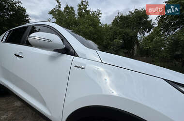Позашляховик / Кросовер Kia Sportage 2015 в 