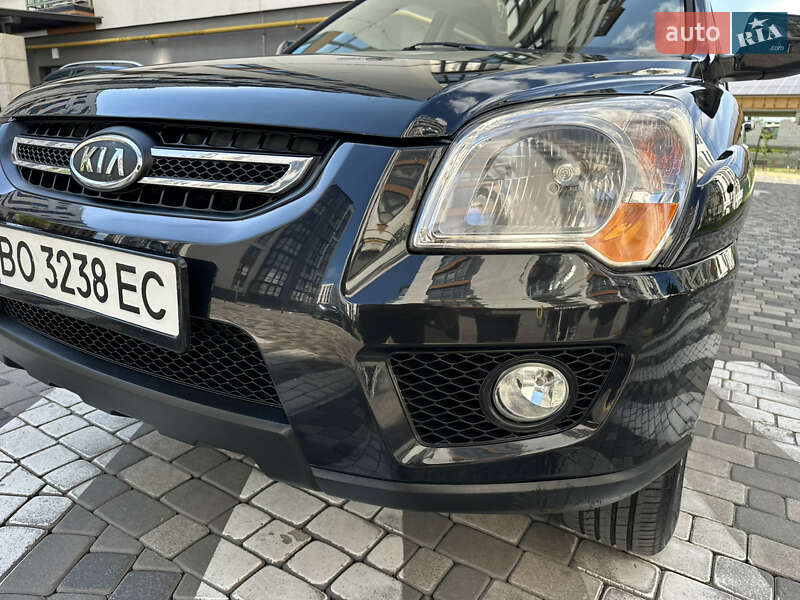 Позашляховик / Кросовер Kia Sportage 2008 в Івано-Франківську