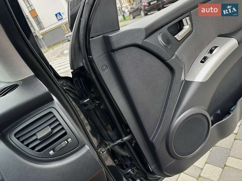 Позашляховик / Кросовер Kia Sportage 2008 в Івано-Франківську