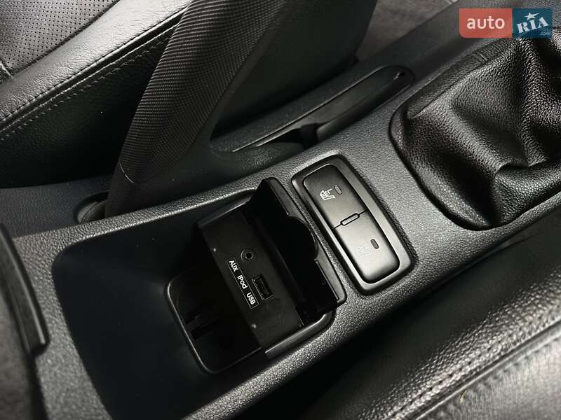 Позашляховик / Кросовер Kia Sportage 2008 в Івано-Франківську