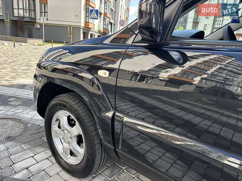 Позашляховик / Кросовер Kia Sportage 2008 в Івано-Франківську
