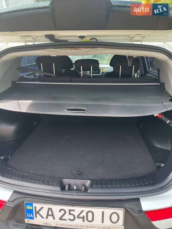 Позашляховик / Кросовер Kia Sportage 2012 в Василькові фото 7 Позашляховик / Кросовер Kia Sportage 2012 в Василькові