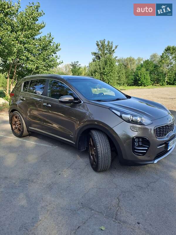 Внедорожник / Кроссовер Kia Sportage 2016 в Павлограде