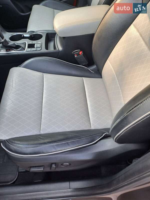 Внедорожник / Кроссовер Kia Sportage 2016 в Павлограде