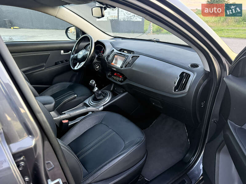 Внедорожник / Кроссовер Kia Sportage 2014 в Львове