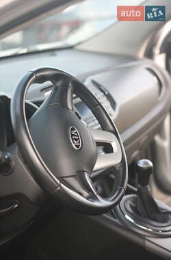 Позашляховик / Кросовер Kia Sportage 2011 в Києві