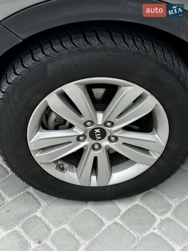 Внедорожник / Кроссовер Kia Sportage 2017 в Львове