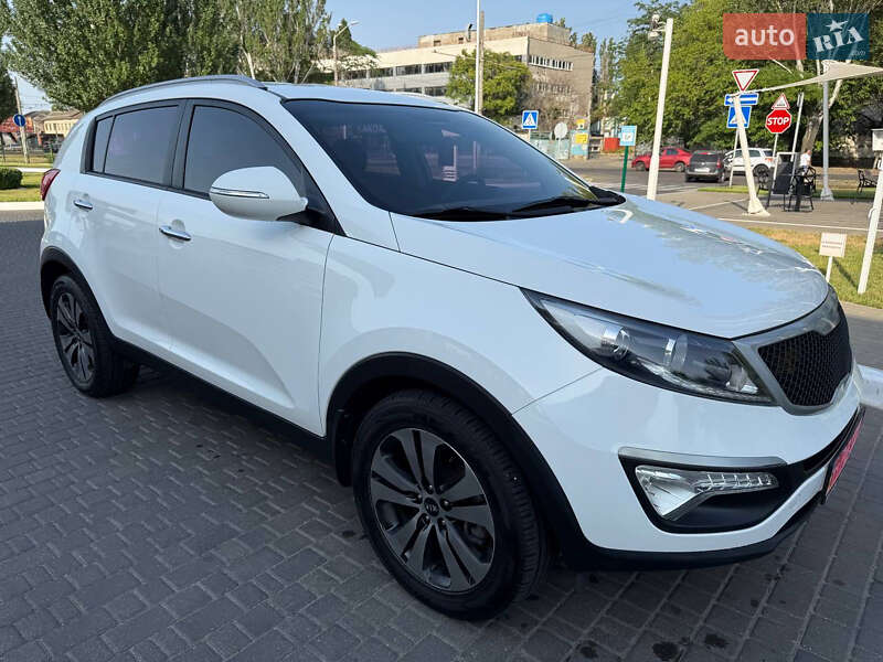 Внедорожник / Кроссовер Kia Sportage 2014 в Одессе