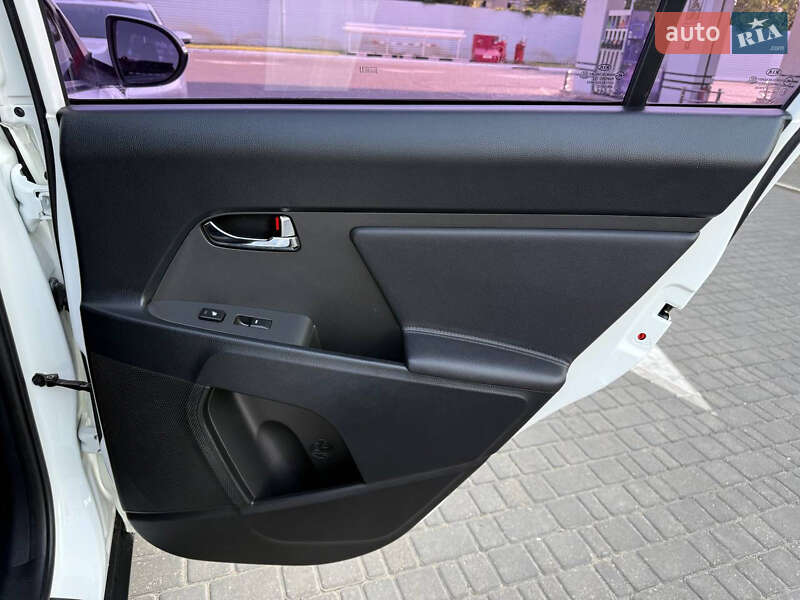 Внедорожник / Кроссовер Kia Sportage 2014 в Одессе
