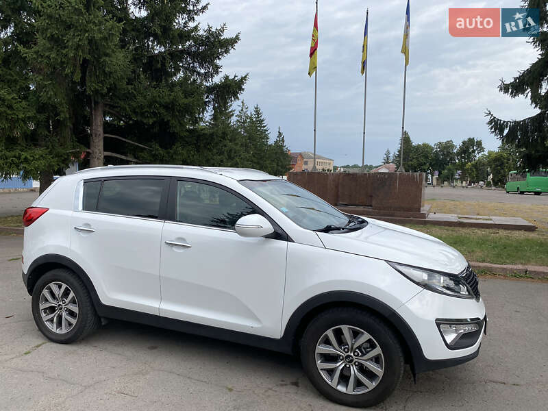 Внедорожник / Кроссовер Kia Sportage 2014 в Новоархангельске