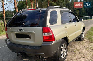 Внедорожник / Кроссовер Kia Sportage 2006 в 