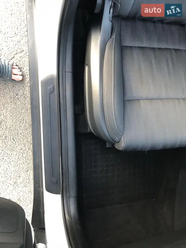 Kia Sportage 2018 VIN U5YPG814AJL521932 фото оголошення 8 з 39