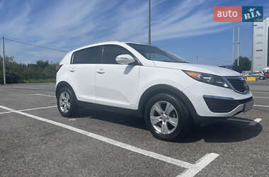 Позашляховик / Кросовер Kia Sportage 2011 в Чернівцях