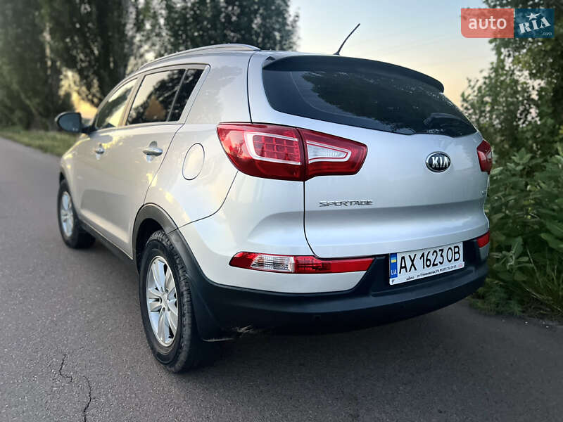 Позашляховик / Кросовер Kia Sportage 2013 в Борисполі