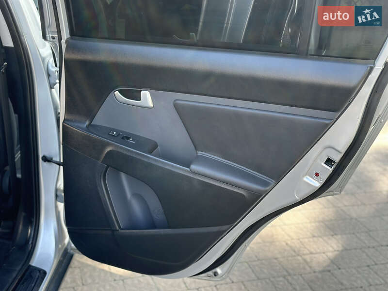 Внедорожник / Кроссовер Kia Sportage 2010 в Стрые фото 30 Внедорожник / Кроссовер Kia Sportage 2010 в Стрые