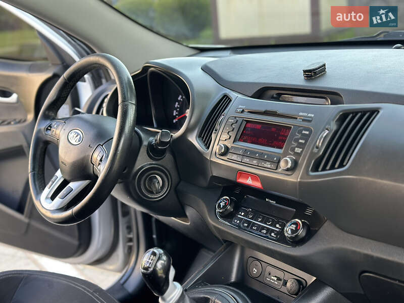 Внедорожник / Кроссовер Kia Sportage 2010 в Стрые фото 34 Внедорожник / Кроссовер Kia Sportage 2010 в Стрые