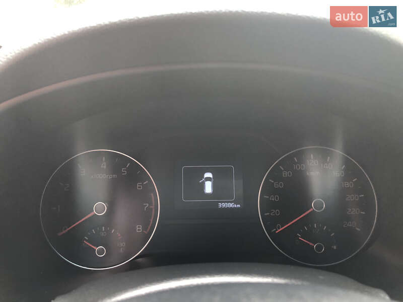 Внедорожник / Кроссовер Kia Sportage 2016 в Черновцах