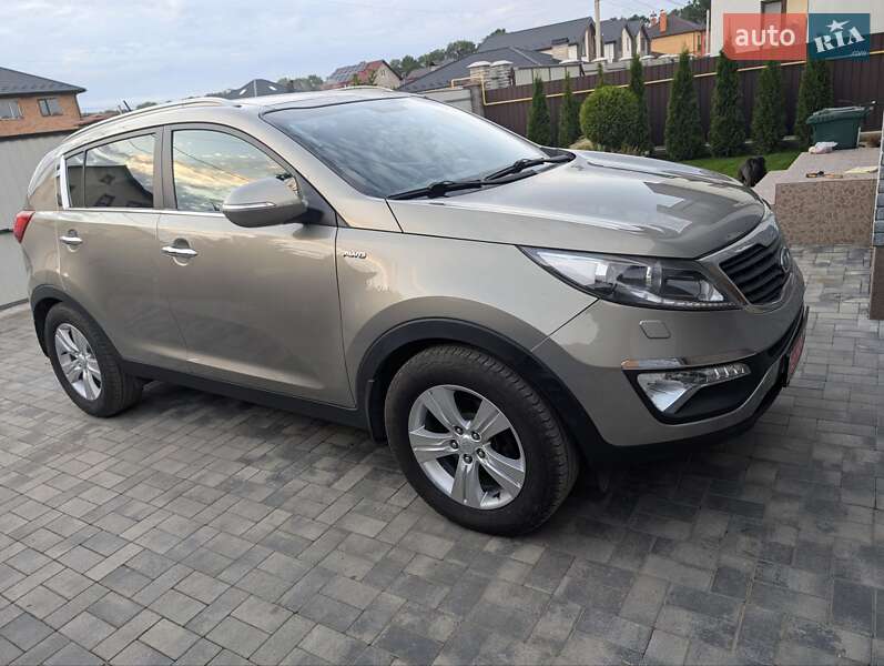 Внедорожник / Кроссовер Kia Sportage 2011 в Виннице