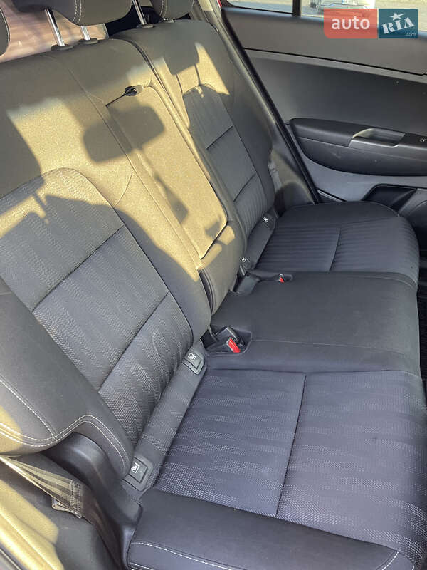 Внедорожник / Кроссовер Kia Sportage 2019 в Харькове