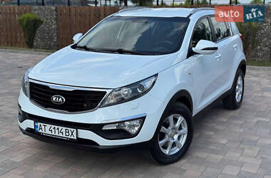 Внедорожник / Кроссовер Kia Sportage 2015 в Ивано-Франковске