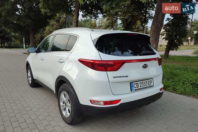 Внедорожник / Кроссовер Kia Sportage 2016 в Прилуках