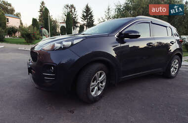 Внедорожник / Кроссовер Kia Sportage 2017 в Староконстантинове
