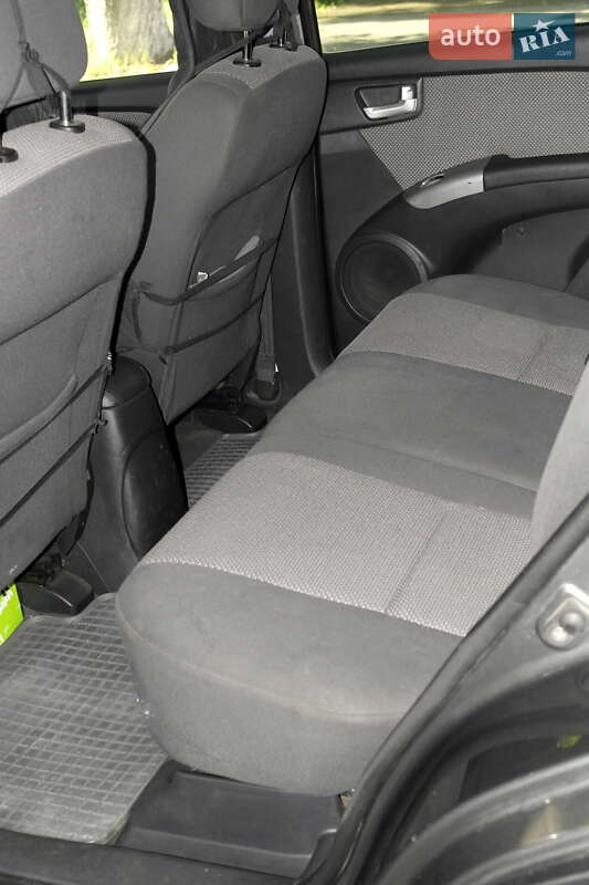 Внедорожник / Кроссовер Kia Sportage 2009 в Заболотове