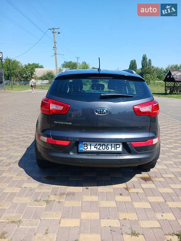 Внедорожник / Кроссовер Kia Sportage 2012 в Диканьке