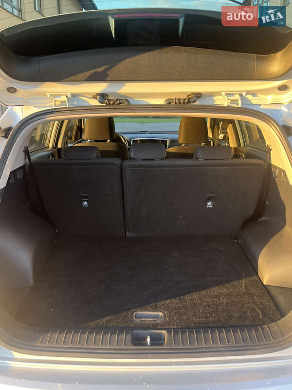 Позашляховик / Кросовер Kia Sportage 2021 в Києві фото 13 Позашляховик / Кросовер Kia Sportage 2021 в Києві