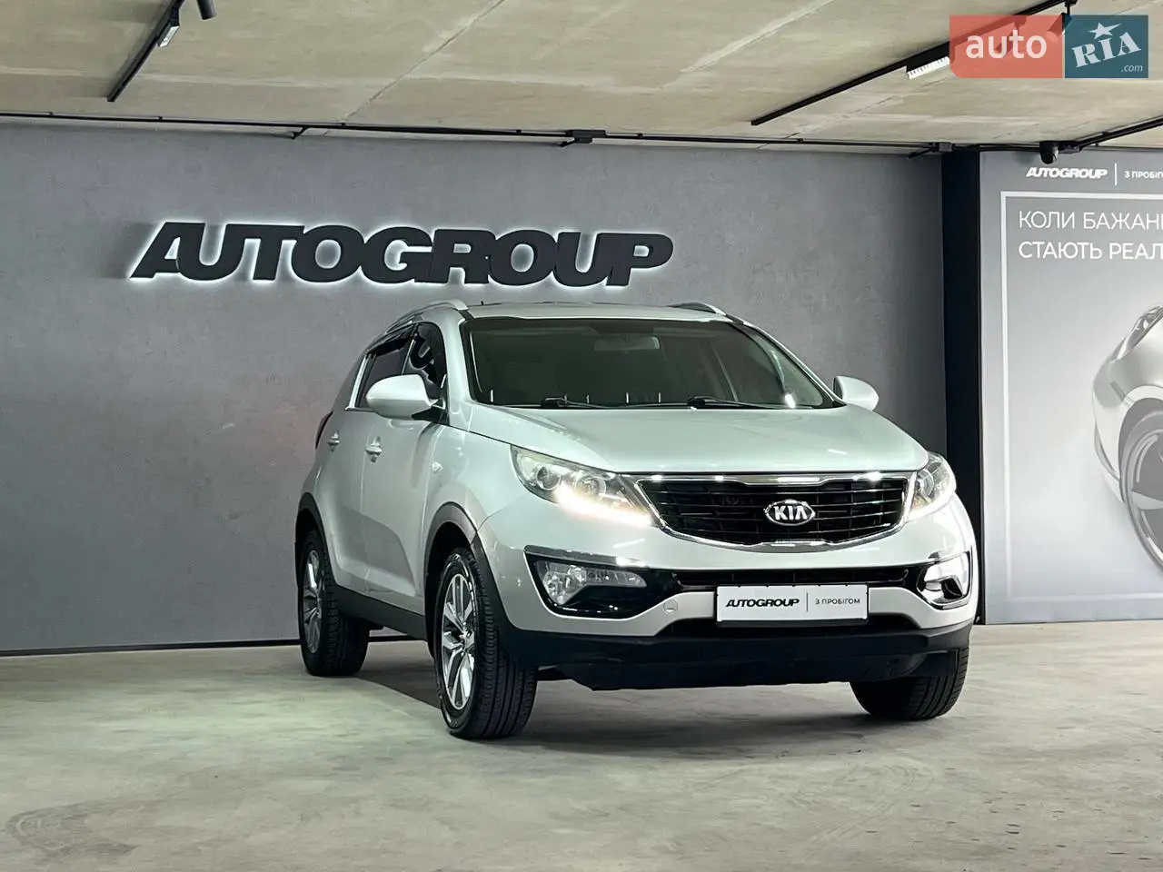 Повний привід, надійний бензиновий двигун 2.0 – працює відмінно.
Стан – доглянутий, вчасно проходив усі ТО.

Комплектація:

повний привід (AWD)

камера заднього виду

Двозонний клімат-контроль

мультикермо

круїз-контроль

датчики паркування

легкосплавні диски

Авто не потребує додаткових вкладень – сів і поїхав.
Готовий до перевірки на будь-якому СТО.