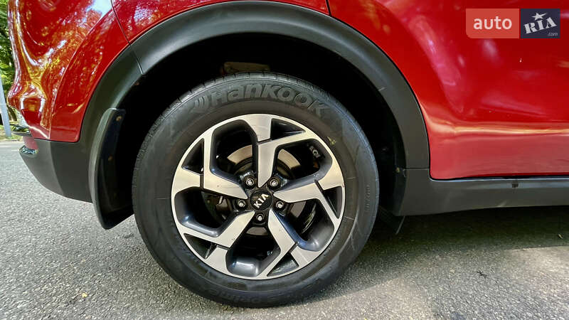 Внедорожник / Кроссовер Kia Sportage 2020 в Черновцах