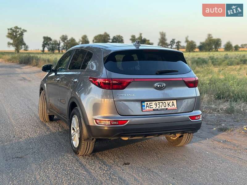 Внедорожник / Кроссовер Kia Sportage 2017 в Каменском фото 9 Внедорожник / Кроссовер Kia Sportage 2017 в Каменском