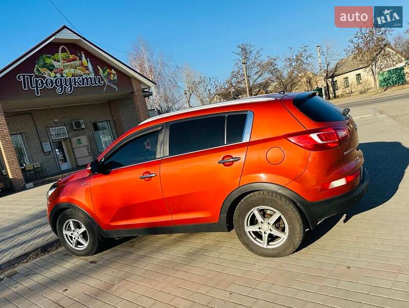 Внедорожник / Кроссовер Kia Sportage 2012 в Вознесенске