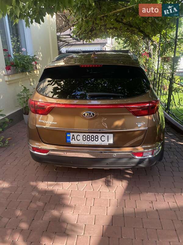 Позашляховик / Кросовер Kia Sportage 2017 в Нововолинську