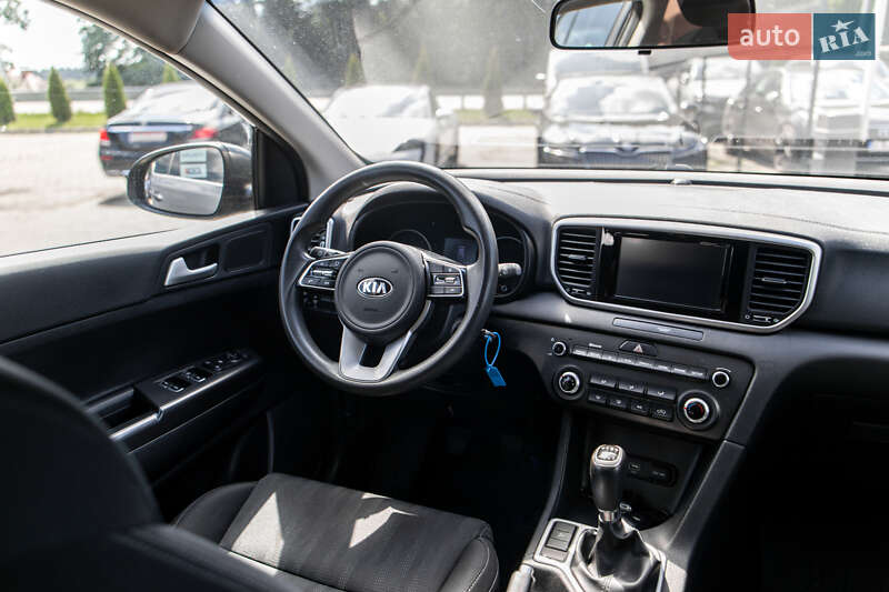 Позашляховик / Кросовер Kia Sportage 2018 в Львові