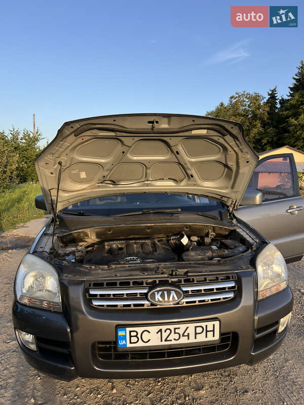 Внедорожник / Кроссовер Kia Sportage 2007 в Золочеве