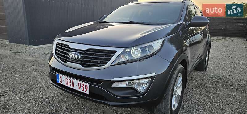 Позашляховик / Кросовер Kia Sportage 2013 в Коломиї