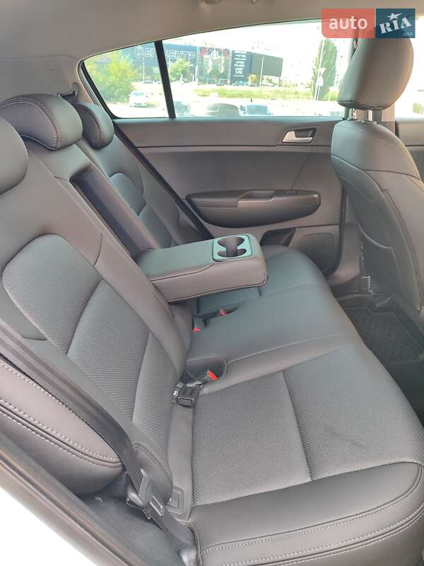 Внедорожник / Кроссовер Kia Sportage 2020 в Киеве