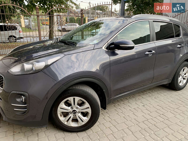 Внедорожник / Кроссовер Kia Sportage 2017 в Трускавце