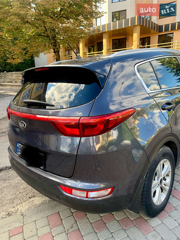 Внедорожник / Кроссовер Kia Sportage 2017 в Трускавце