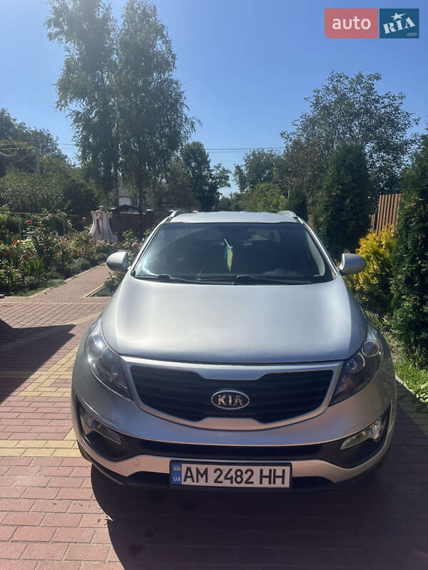 Внедорожник / Кроссовер Kia Sportage 2011 в Чуднове