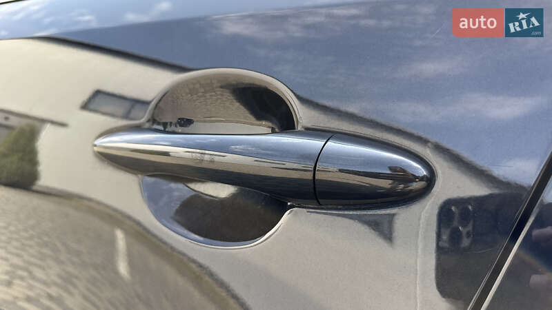 Внедорожник / Кроссовер Kia Sportage 2011 в Ивано-Франковске