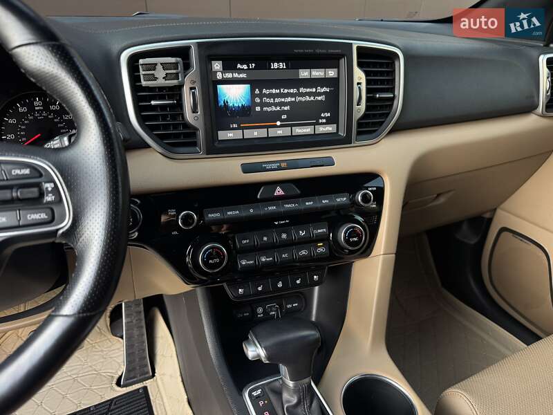 Позашляховик / Кросовер Kia Sportage 2017 в Києві