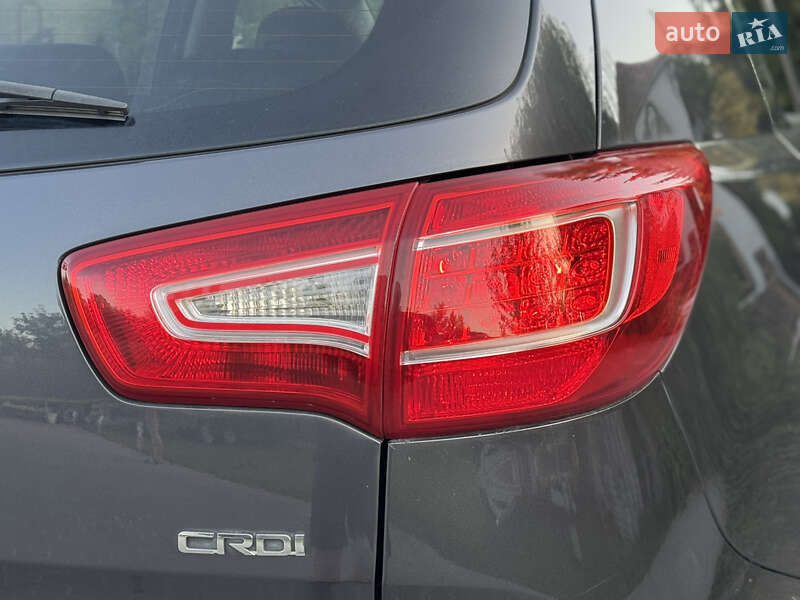 Позашляховик / Кросовер Kia Sportage 2011 в Радивиліві