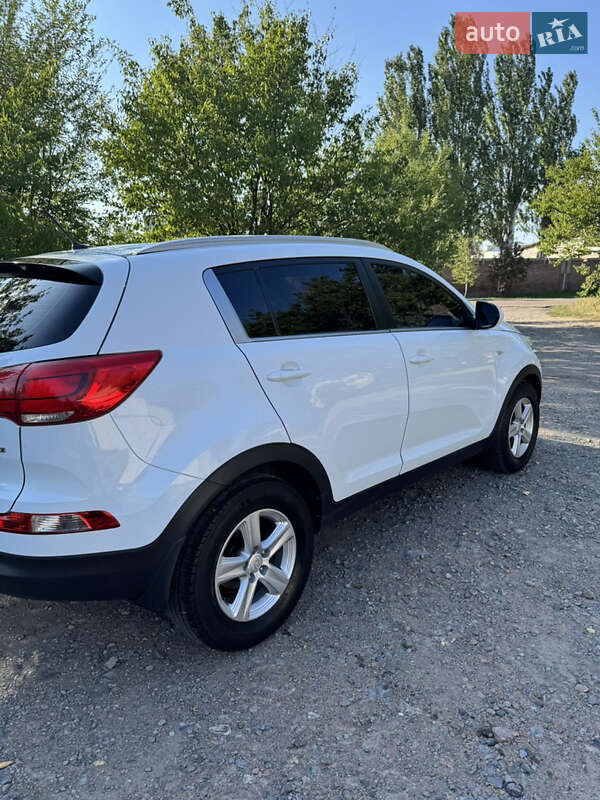 Внедорожник / Кроссовер Kia Sportage 2014 в Славянске