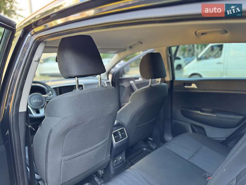 Внедорожник / Кроссовер Kia Sportage 2018 в Львове